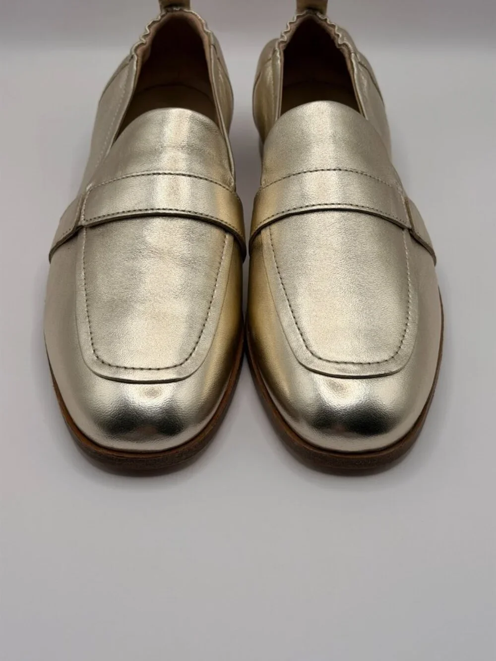 Andre Assous Womens Cedar  Gold Metallic Leather Loafer Sz 8